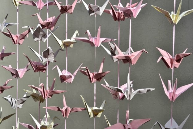 как сделать оригами летящие журавлики
