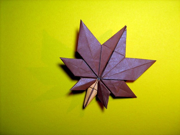 Кленовый лист оригами: пошаговые инструкции по созданию + 49 фото