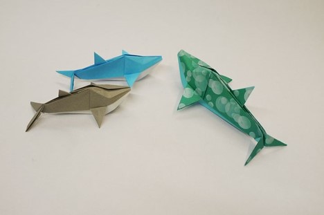 оригами дельфина и акулы